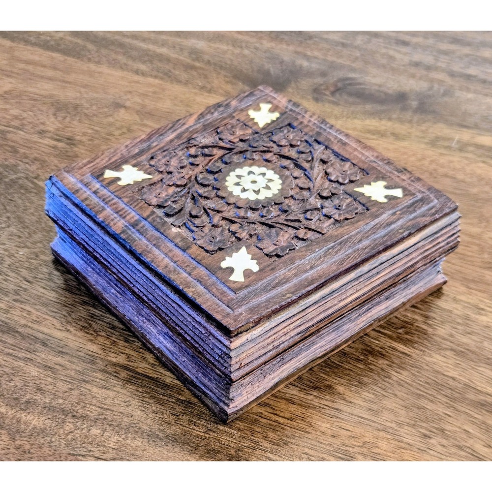 Vintage Intricate Hand-Carved Dark Wood With Light Inlay Jewelery/Trinket Box
